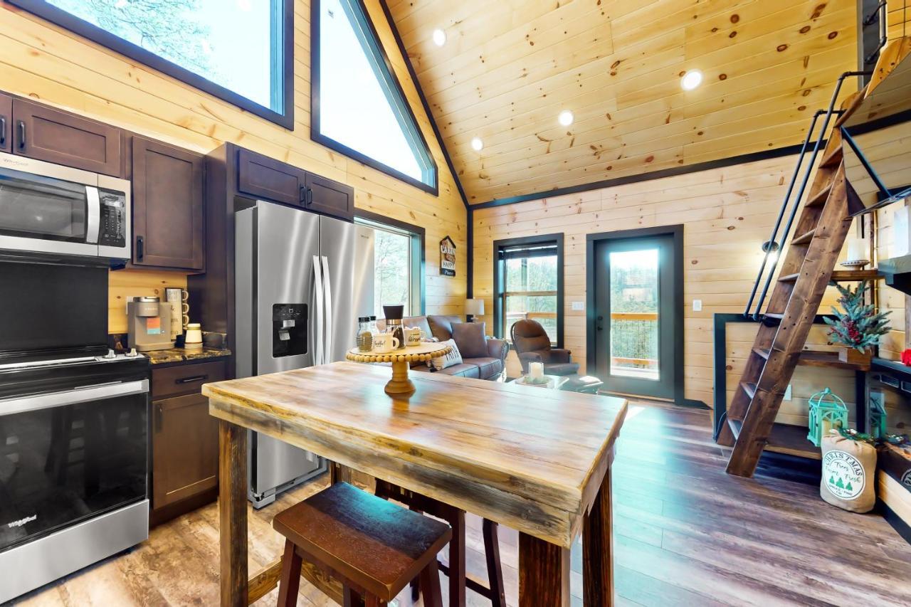 Fiesta Hills Hideaway Villa Sevierville Dış mekan fotoğraf